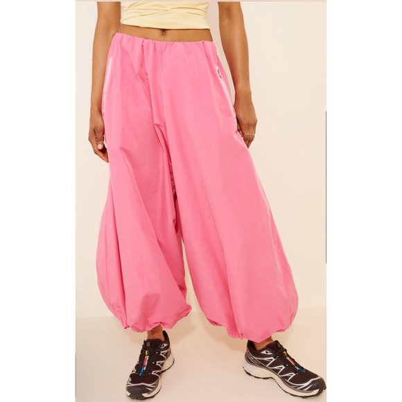 Anthropologie x Maeve Bubble-Leg High-Rise Chino Pants Pink Size M - Picture 2 of 4